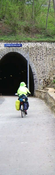 	Riding in tunnel du blois
